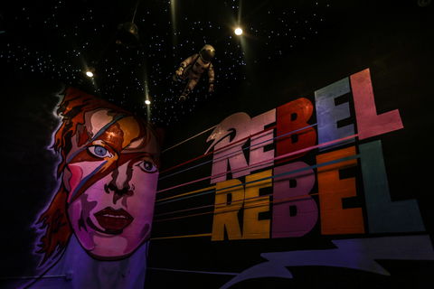 Drink Company PUB Dread David Bowie Spacebar back room - Halloween pop up bar promotion